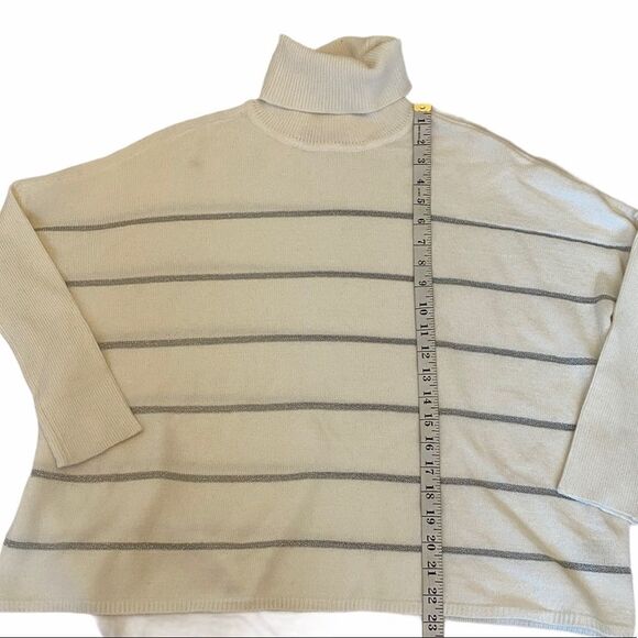 CUPCAKES&CASHMERE Short Striped Cream Turtleneck - Picture 5 of 8